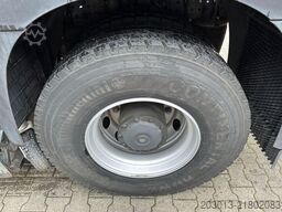 MERCEDES-BENZ ACTROS 1830 4x2 Kehrmaschine BUCHER OPTIFANT8000