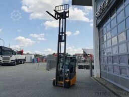 Jungheinrich EFG 215 / Triplex: 4.25m! / SS / nur 2.184h!