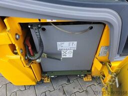 Jungheinrich EFG 215 / Triplex: 4.25m! / SS / nur 3.488h!
