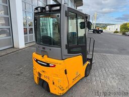 Jungheinrich EFG 215 / Triplex: 4.25m! / SS / nur 716h!
