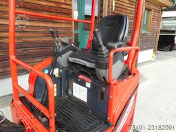 Hitachi ZX17U-2 mit Powertilt