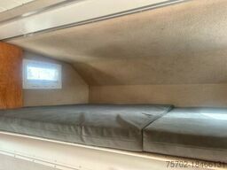 Mercedes-Benz Atego 818 Böckmann 2-3 Pferde