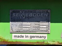 Sennebogen 850R with hydraulic rotating grapple
