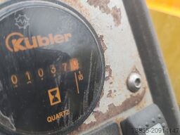 JCB 535-140 with forks and loading bucket