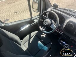 MERCEDES-BENZ Sprinter 519 CDI