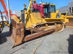 Komatsu D155A-6R (4 pcs available in Abu Dhabi)