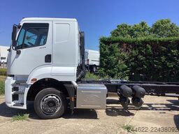 Ford Ford 4x2 Road 1833 Low Roof Sleeper Cab