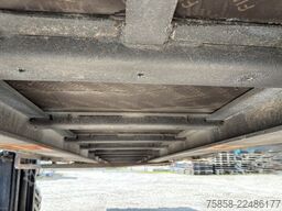 x Verzinkte Baustoff Plattform 7,82m