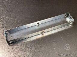 Dexion P90/ Regalabstand 300mm/ Materialfarbe: sendzimir verzinkt