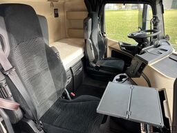 Mercedes-Benz Actros 1848 LS nRL GigaSpace ACC AHK AUT BiXenon