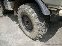 UNIMOG Unimog U1250 mit Kran