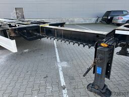Renders Euro 800 / Multi Container Chassis / 20-30-40-4...