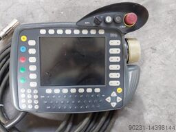 KUKA KR210-2 2000 & NEW MEGMEET WELDING SET