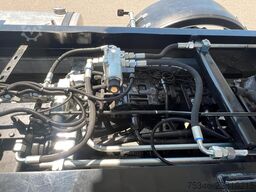 MAN L90 18.284 4x4 LOF Kipper/Kran/47 tkm/HA gelenkt