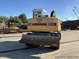 Liebherr A310B