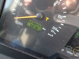 MERCEDES-BENZ Tourismo 52 Sitze EURO 6