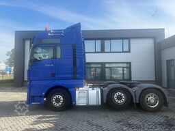 MAN TGX | Lifting axle | Steering axles | Retarder ...