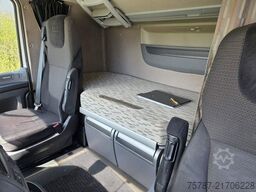 DAF XF 460 Standard + Krone Gardine Coiler Standard