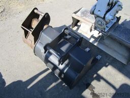 Takeuchi TB 216 - POWERTILT+Schnellwechsler (Elektro+Diesel