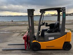 Jungheinrich EFG 320