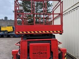 Skyjack SJ8841RT 4x4 Diesel / 14.5 Meter