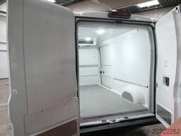 FIAT Ducato 4x2, Wbasto Frigo 4000, 3. Sitz, Klima