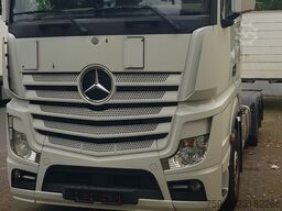 Mercedes-Benz Actros 2543