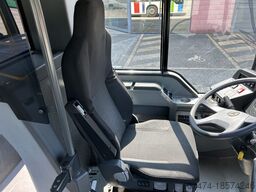 Mercedes-Benz O530