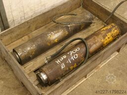 Herrenknecht Hub 700 mm Kolben Ø 150 mm