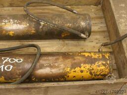 Herrenknecht Hub 700 mm Kolben Ø 150 mm