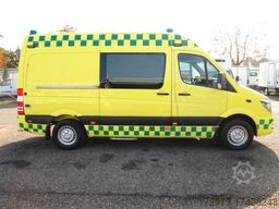 MERCEDES-BENZ Sprinter 316 *2+2 Sitzer*Rettungswagen*2xKlima*