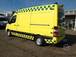 MERCEDES-BENZ Sprinter 316 *2+2 Sitzer*Rettungswagen*2xKlima*