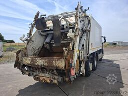 RENAULT D26 WIDE 320 - 6X2 - E6 - FAUN