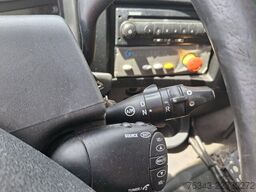RENAULT D26 WIDE 320 - 6X2 - E6 - FAUN