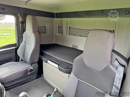 MAN TGS 22.440 BB SA Tractor Head (7 units)