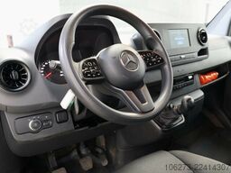 Mercedes-Benz Sprinter 215CDI DOKA,3.250mmRadstand,MBUX