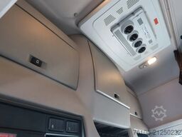 DAF CF 410 Bak+Klep Dhollandia 2.000 kg Slaapcabine