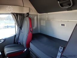 Volvo FH 4x2 bed 2x Holland Truck