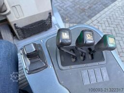 Jungheinrich DFG5  45 5OOO KG  3-Delige mast. Perkins motor