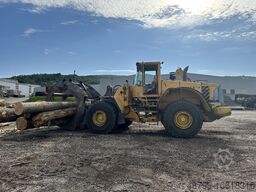 MAN and VOLVO L180E 