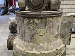 Amandus Kahl C35-780