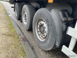 Schmitz SKO 24/LZG-13.4 FP45COOL ISO Box / Loading Lift...