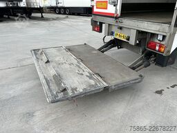 H.T.F HZO 42 / Thermo King SLXe 300 / Stuuras / Loadl...