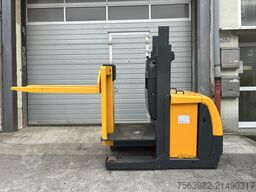 Jungheinrich EKS 110