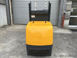 Jungheinrich EKS 110