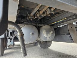 knapen K200 KT01 / 60 m3 / 2 x LIFT AXLE