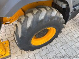 JCB 3CX Compact / 2022 BJ / Hammer + Schaufeln