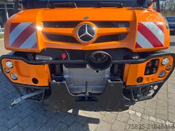 Mercedes-Benz Unimog U319