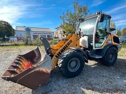 LIEBHERR L506 Compact