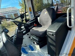 LIEBHERR L506 Compact